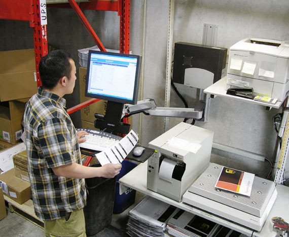 Ergotron Befestigungskit (Handgelenkkissen, Schienenmontage Halterungsset, höhenverstellbare Halterung, Tastaturablage mit linker/rechter Mausablage, Ablage für Barcode-Scanner und Maus, Combo Schwenkarm) - für LCD-Display / PC-Ausrüstung - Polished 